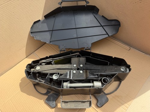 Vauxhall vivaro renault - ❌,